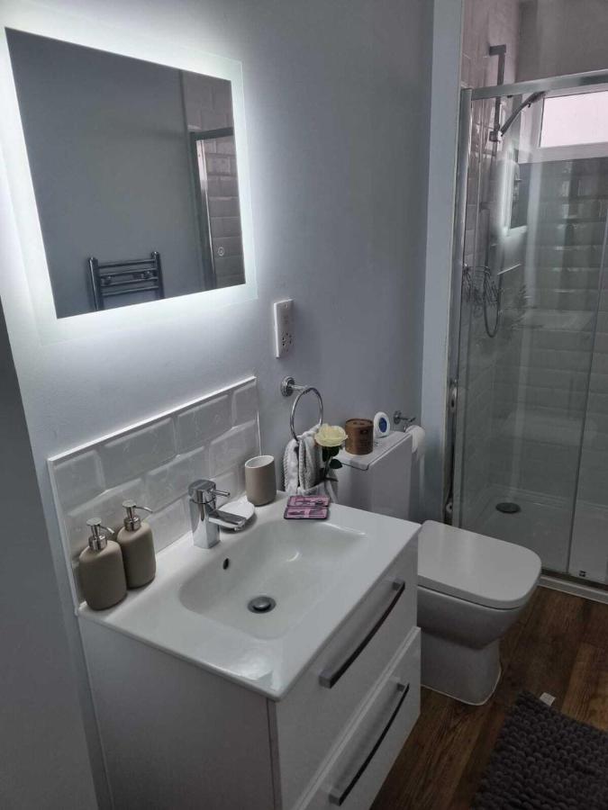 Serene Getaway Apartments Maidstone Buitenkant foto