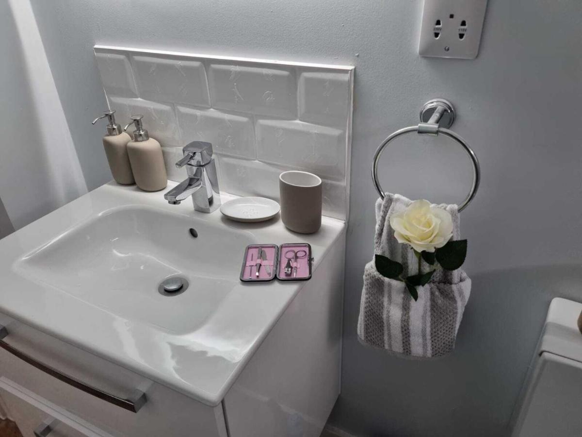 Serene Getaway Apartments Maidstone Buitenkant foto